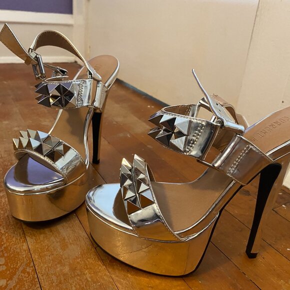 Current Mood Dolls Kill Silver Stud Heels Size 7 - Picture 1 of 6